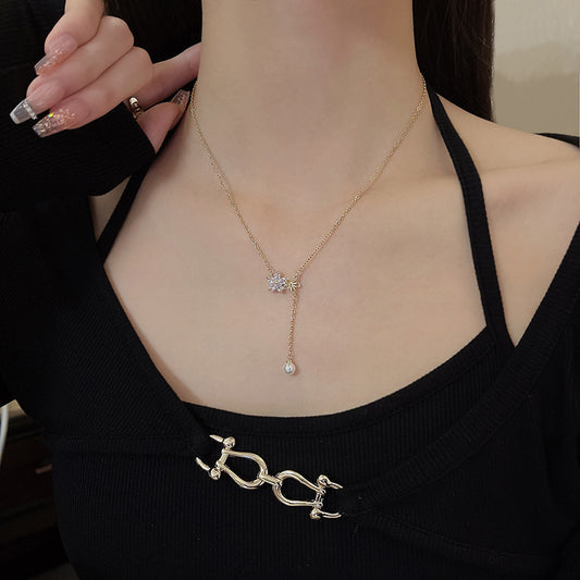 Pearl Flower Tassel Design Necklace