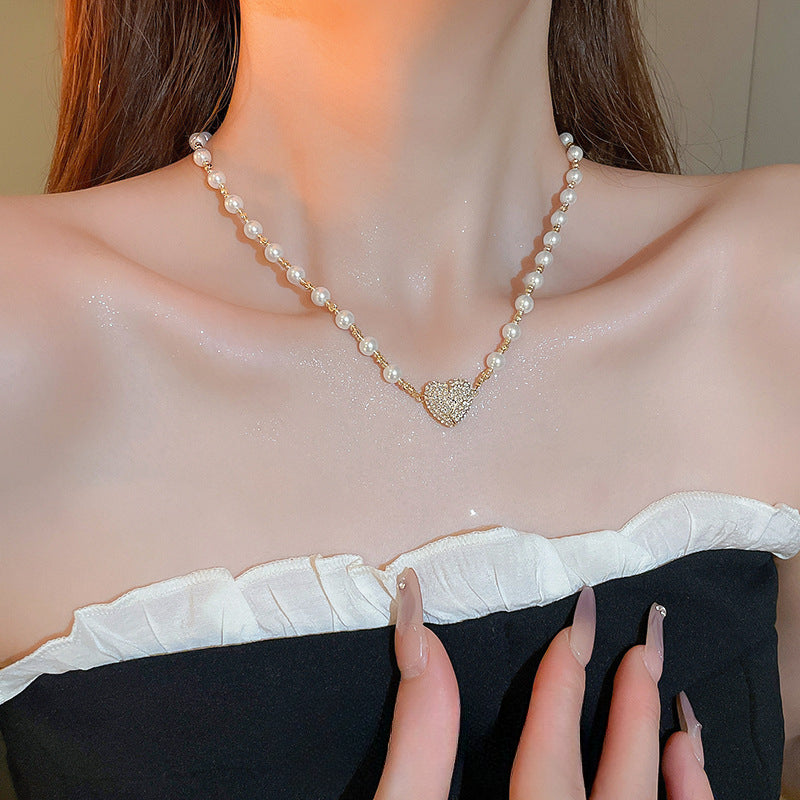 Love pearl creative necklace