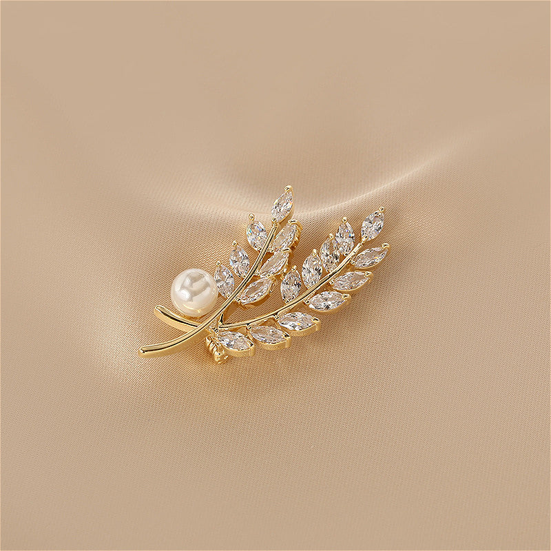 Wheat Ear Design Pearl Brooch